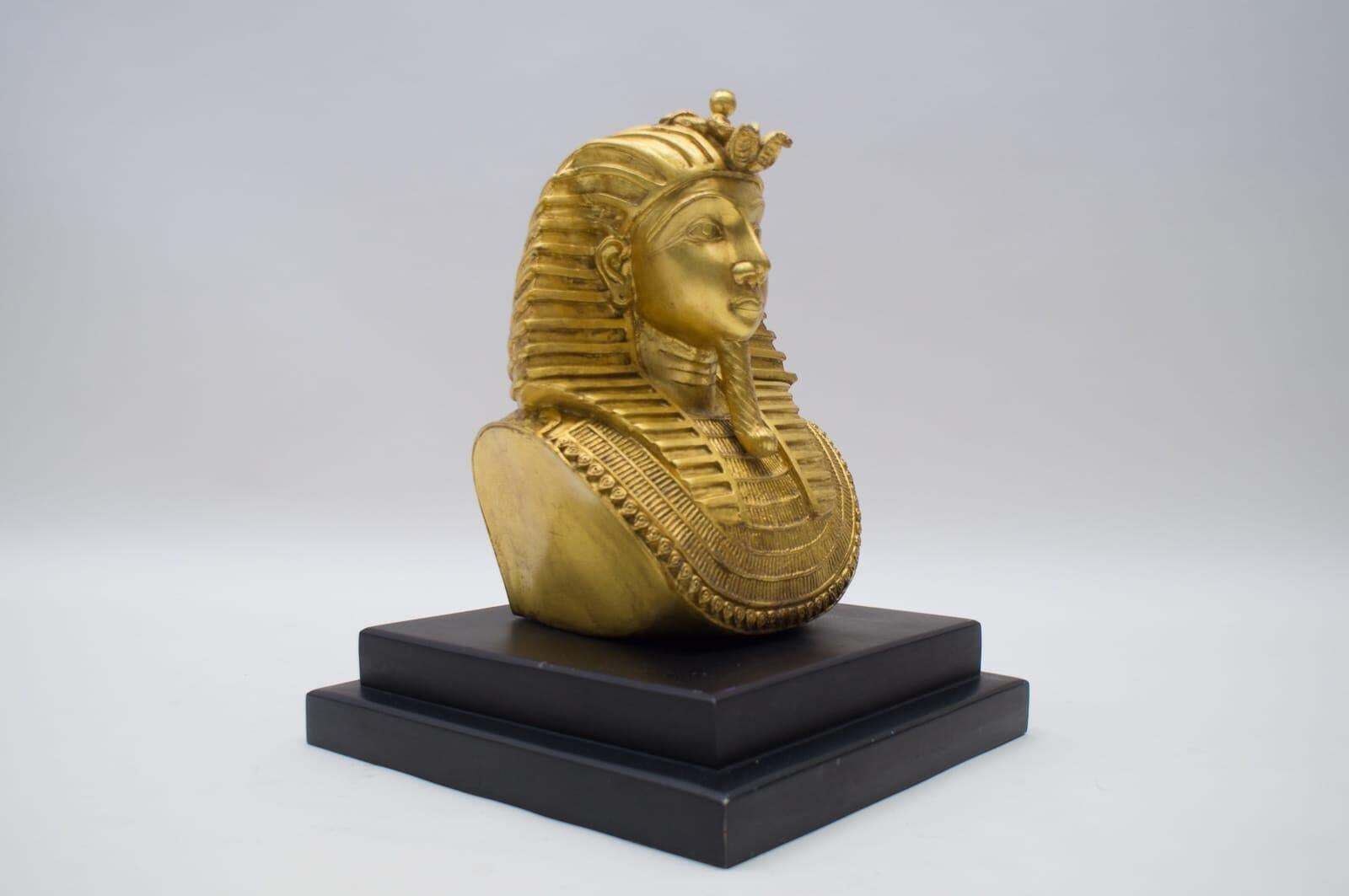 Awesome Egyptian Pharao Ramses Coffee Table Sculpture Legs, 1960s, Italy photo vintage