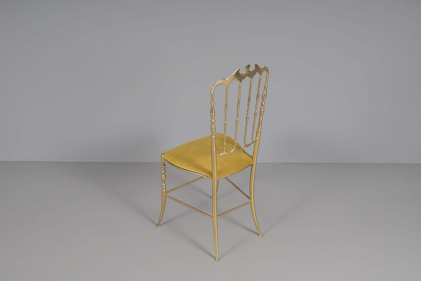 photo vinterior Set Of Four Chiavari Chairs, 1960s, Italy