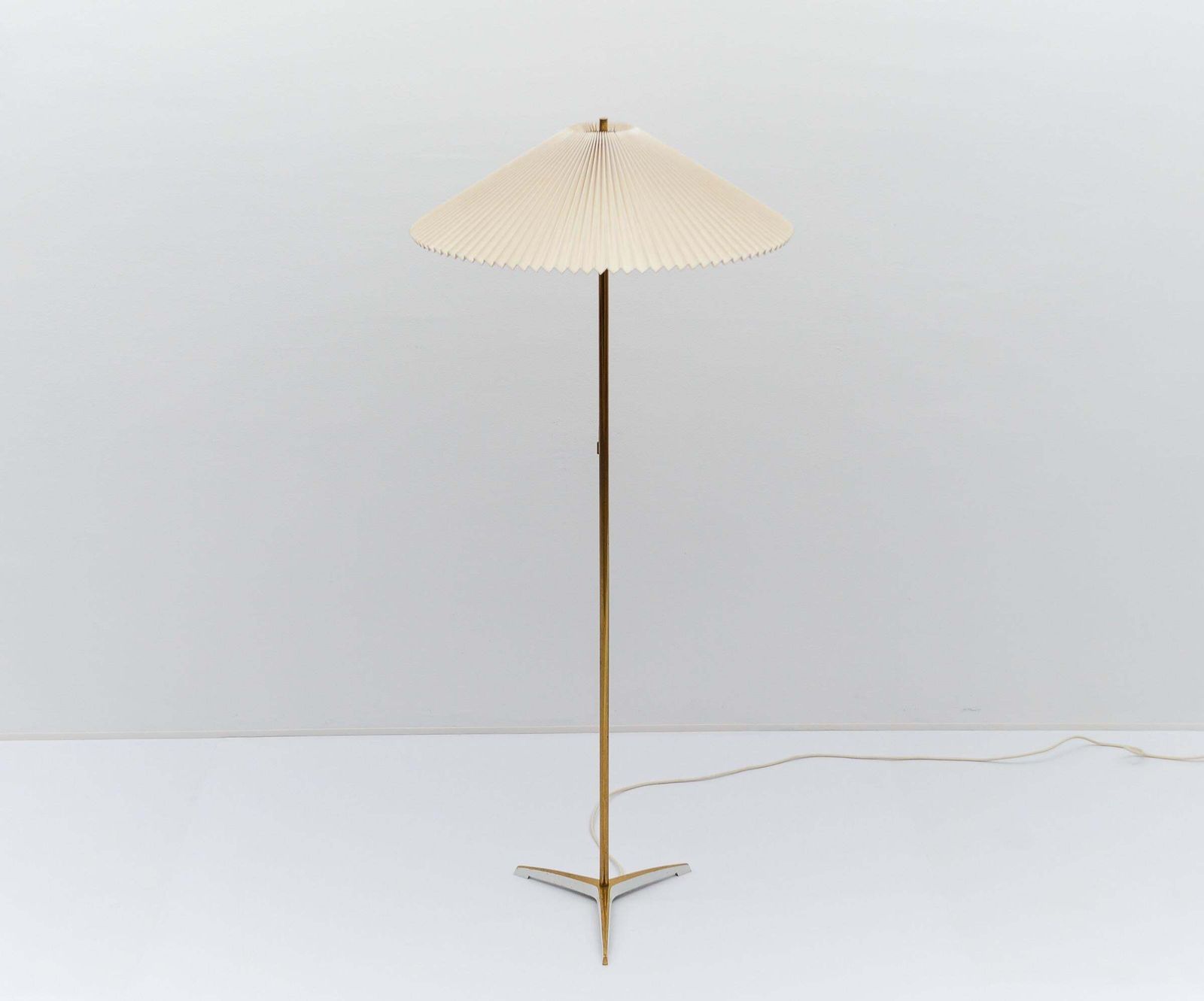 Mid Century Modern Tripod Brass And Folding Shade Floor Lamp In Japanese Style photo for sale