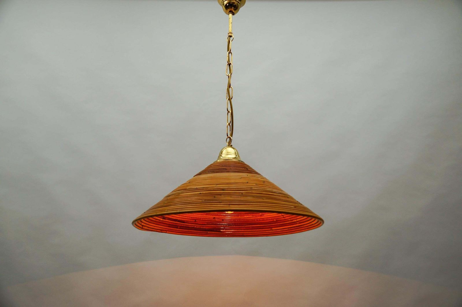 Lovely Mid Century Modern Pendant Light Made In Rattan And Brass , 1950s photo vintage