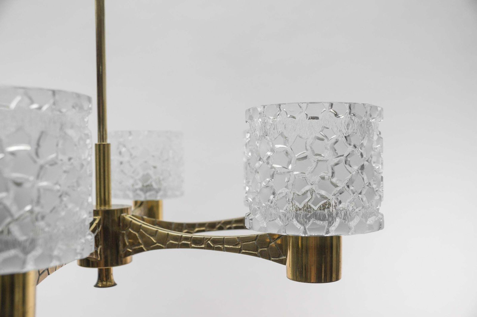 photo furniture Massive Brass And Crystal Glass Mid Century Modern 6 Armed Sputnik Lamp, 1950s.