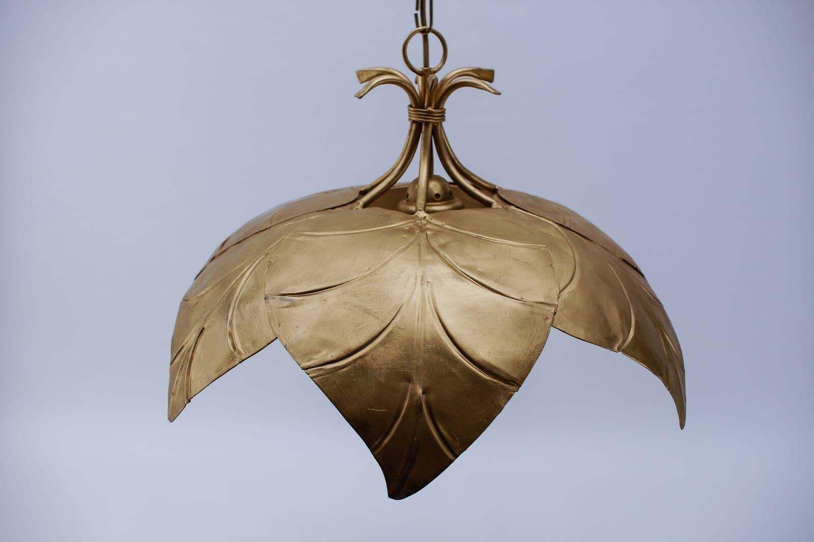 Stunning Golden Metal Leaf Pendant Lamp In Hollywood Regency From Leola 1960s photo vintage