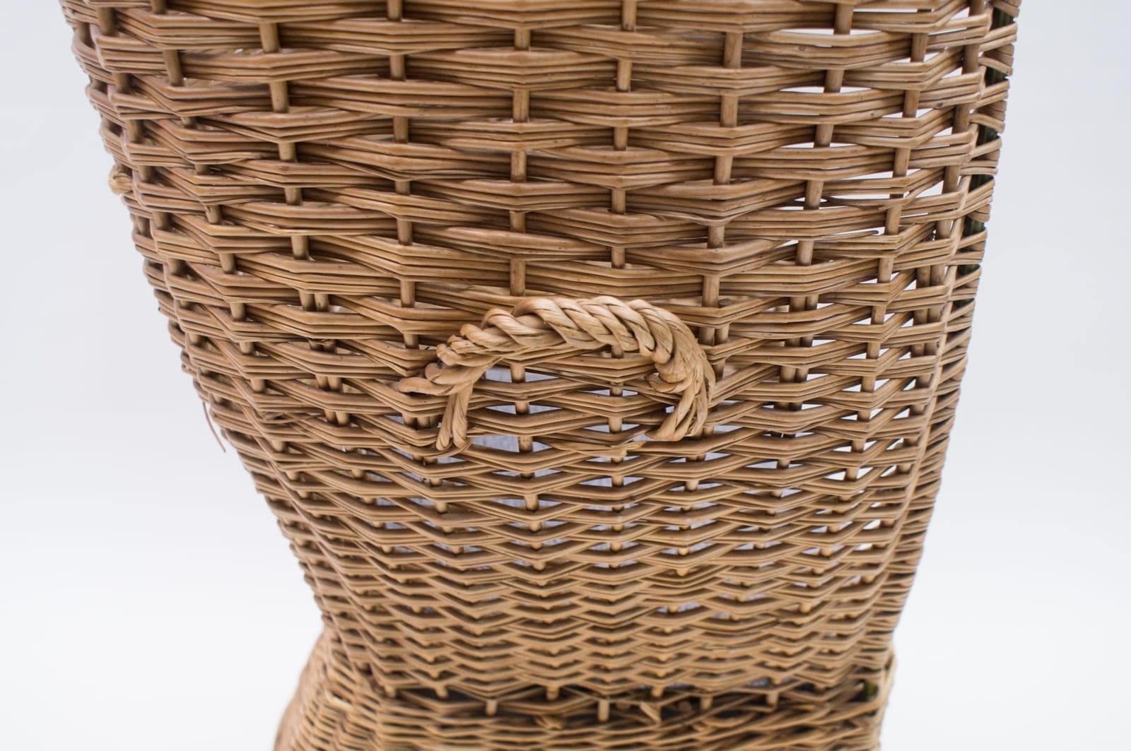 photo vintage Large Italian Rattan Pool Or Beach Armchair, 1970s