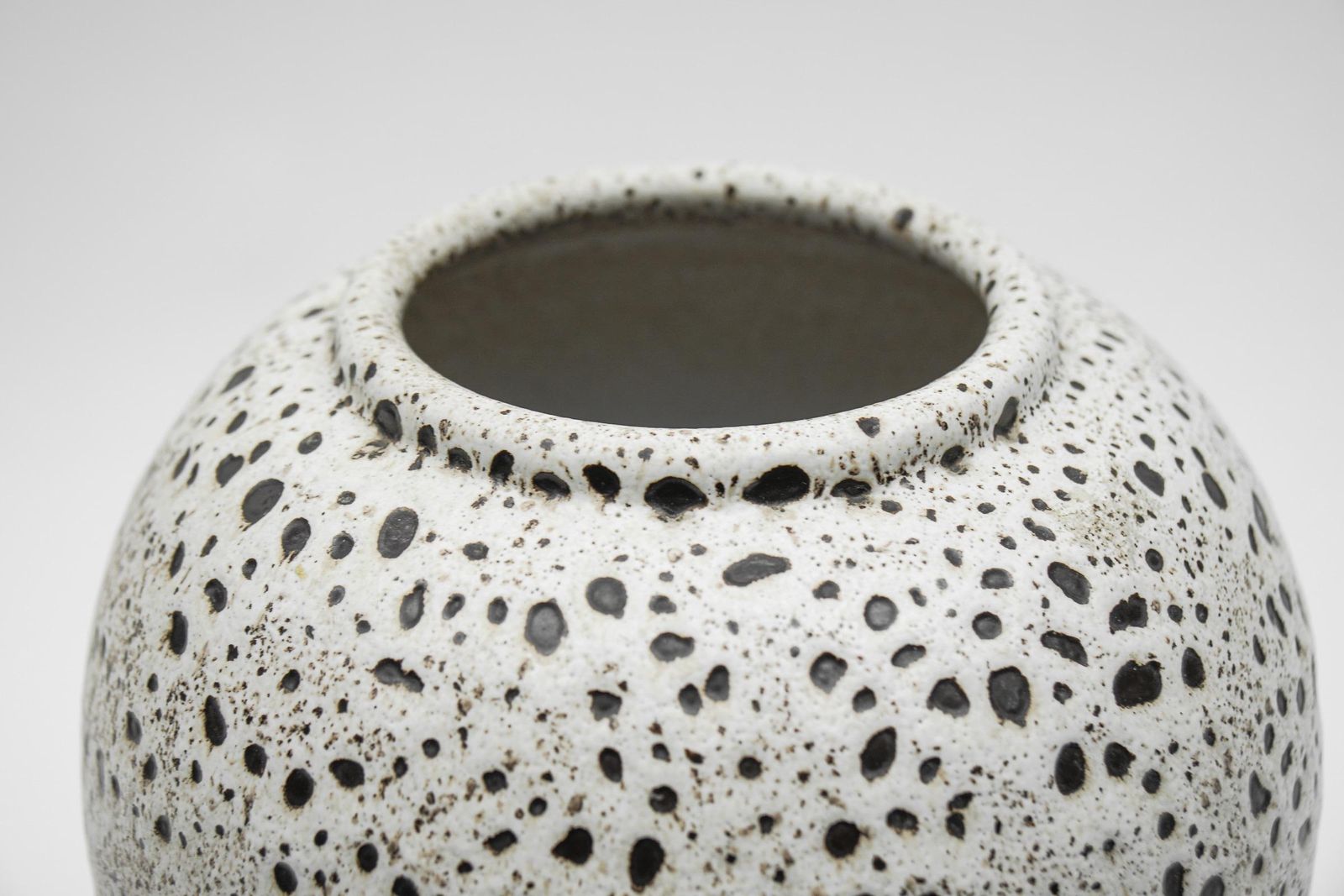 Lovely White & Black Studio Ceramic Vase By Wilhelm & Elly Kuch, 1960s, Germany photo for sale