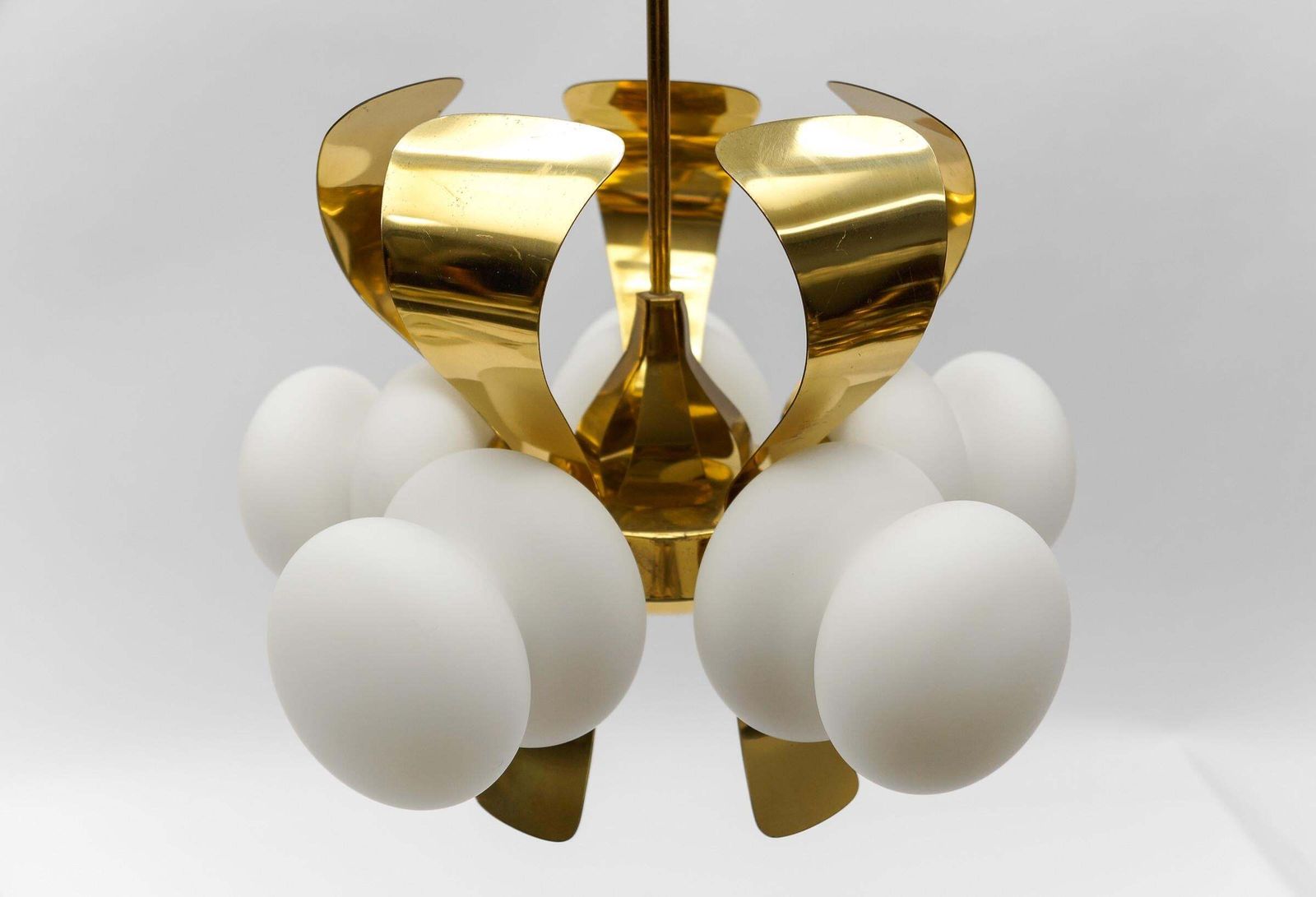 Very Rare Mid Century Modern 5 Arm Orbit Lamp In Gold And Opaline Glass, 1960s photo vintage