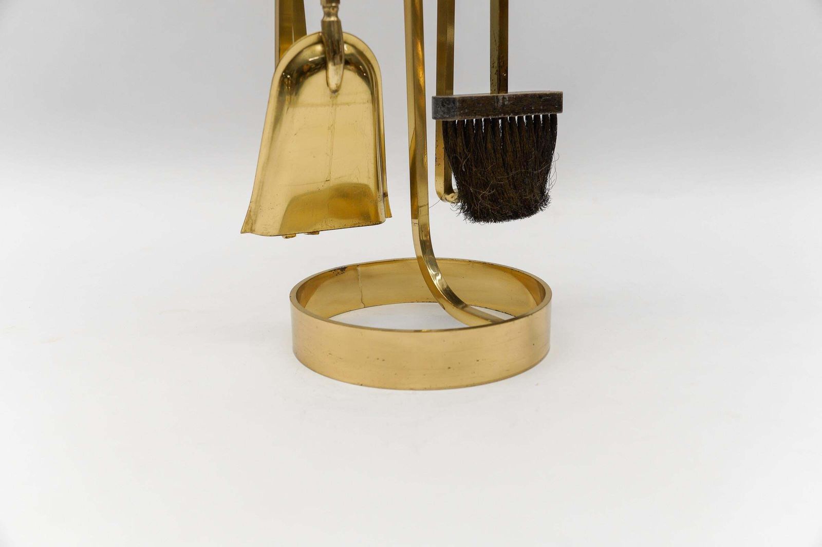 Set Of Elegant Four Arts & Crafts Fire Utensils On A Matching Stand photo vinterior