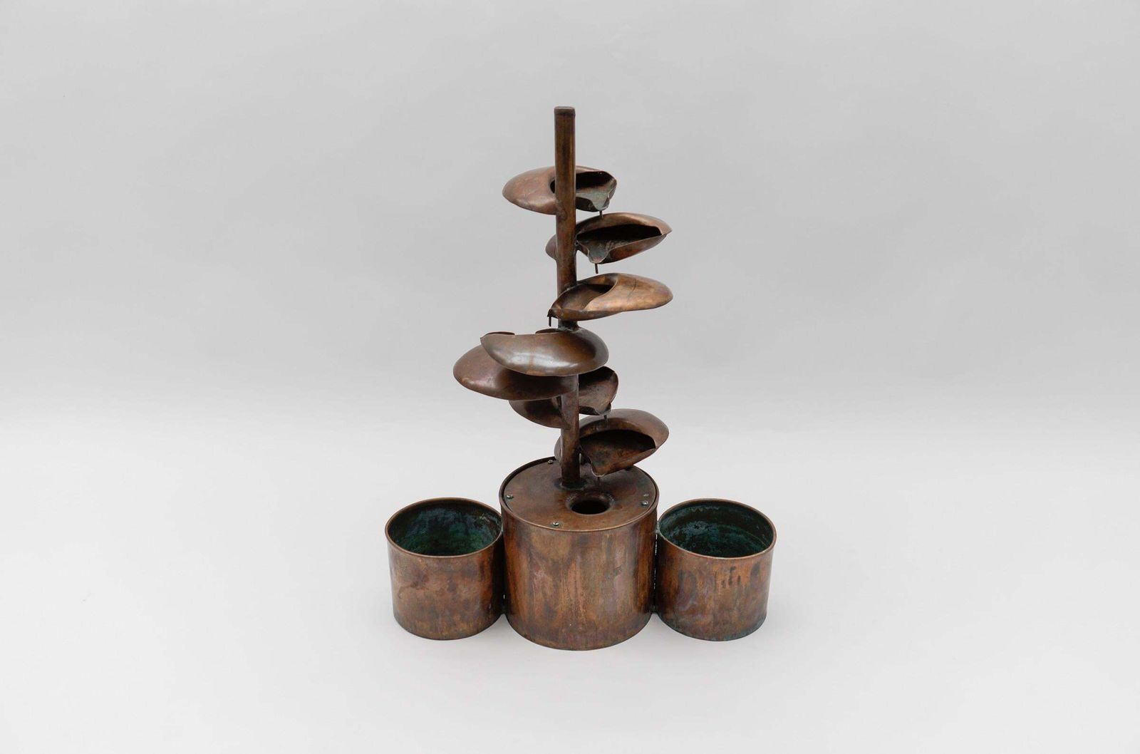 Awesome Electrical Handmade Copper Indoor Fountain With Two Flower, 1960s Italy photo for sale