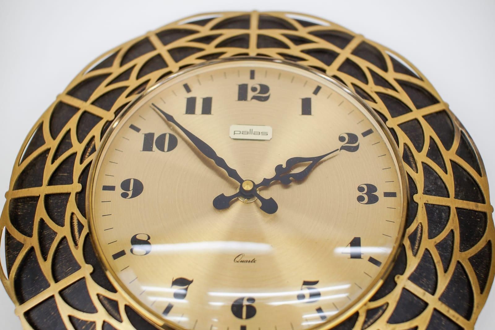 Mid Century Modern Spider Web Wall Clock In Brass By Pallas, 1960s photo 637.0