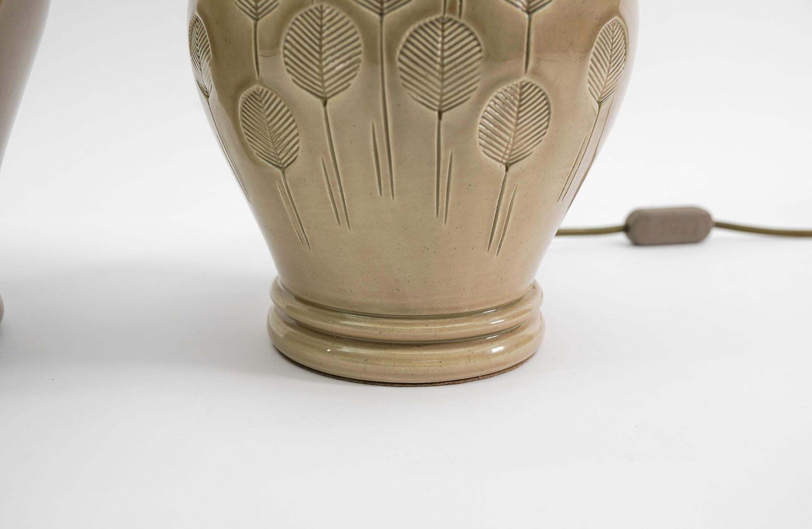 photo furniture Two Scandinavian Ceramic Table Lamps With Great Leaf Pattern, 1960s