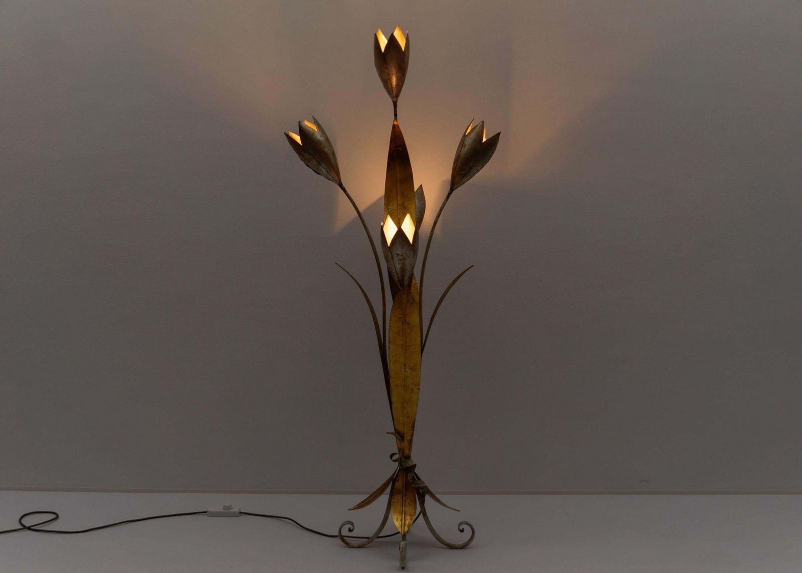photo vinterior Amazing Gilded Floral Floor Lamp By Hans Kögl, Germany, 1960s