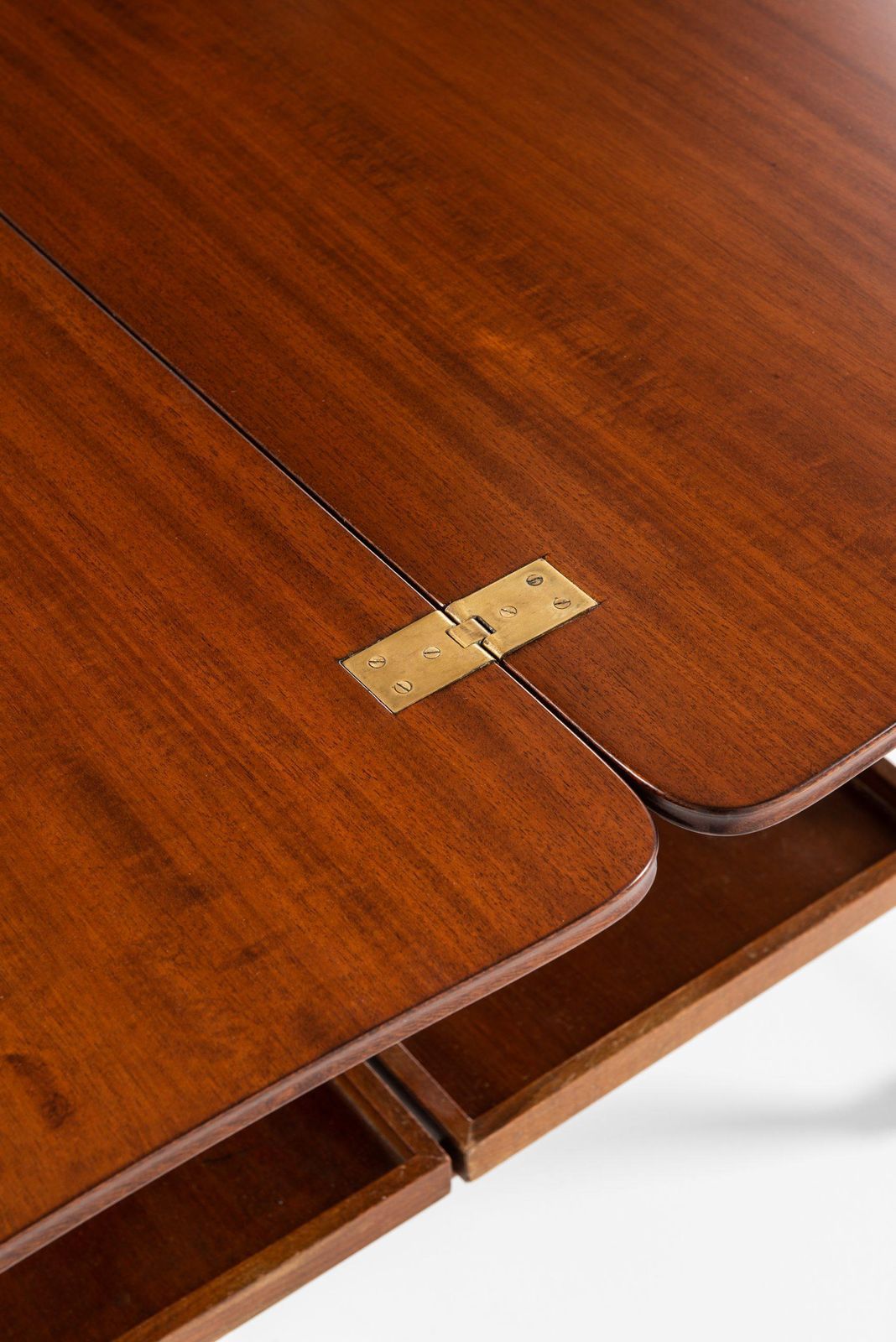 Frode Holm Trolley Produced By Illums Bolighus In Denmark photo vinterior