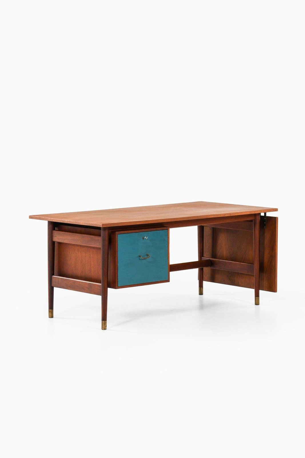photo furniture Desk In The Style Of Finn Juhl & Arne Vodder Produced In Denmark