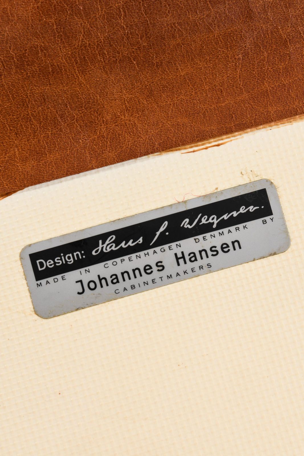 photo furniture Armchair In Steel And Original Leather By Hans Wegner, 1970s