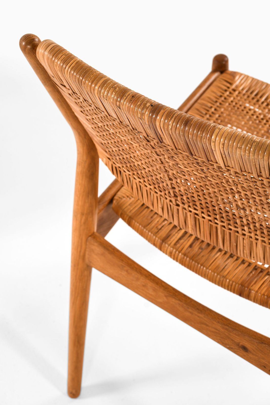 Set Of 8 Dining Chairs In Oak And Woven Cane By Arne Vodder, 1951 photo vintage