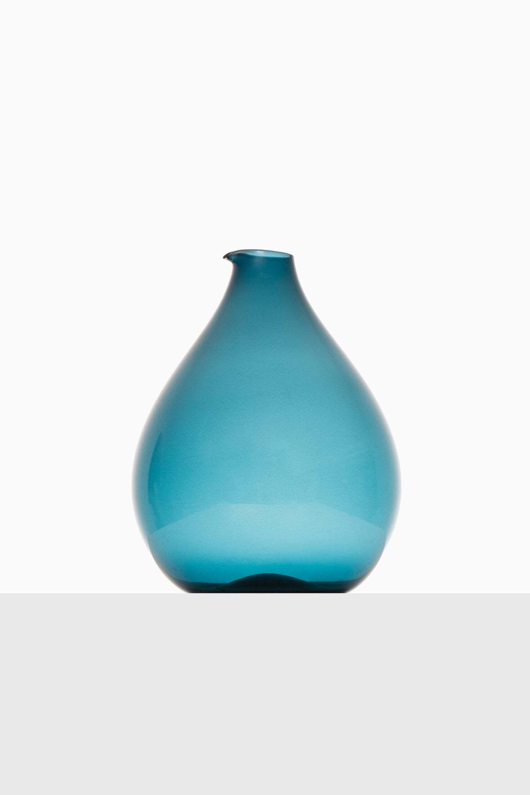 Kjell Blomberg Vase Produced By Gullaskruf In Sweden photo Home Decor