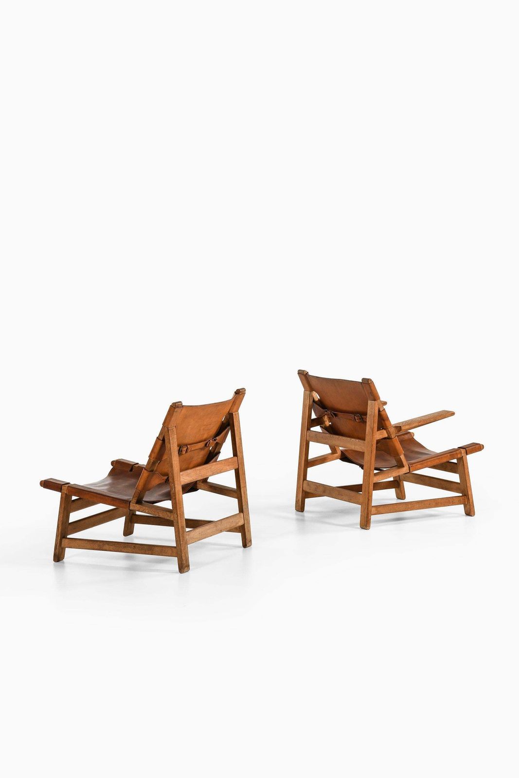 Pair Of Easy Chairs In Oak And Natural Grain Leather By Børge Mogensen, 1960's photo Furniture
