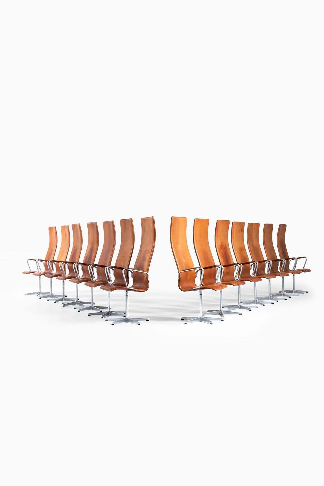 Arne Jacobsen Oxford Chairs Model 3272 By Fritz Hansen In Denmark photo for sale