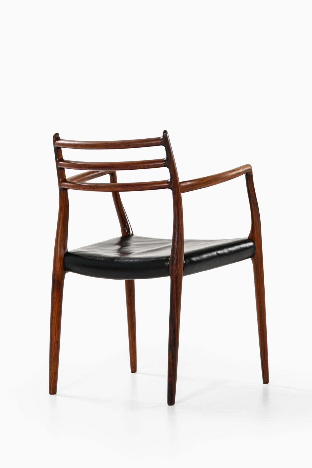 Niels Otto Møller Armchair Model 62 Produced By J.L Møllers Møbelfabrik photo vinterior