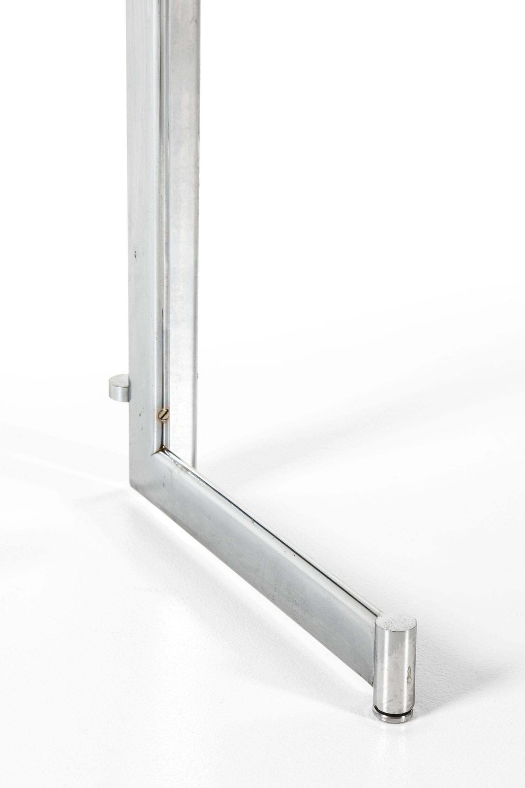 photo furniture Side Table In Rosewood And Chromed Steel By Jan Lunde Knudsen, 1960's