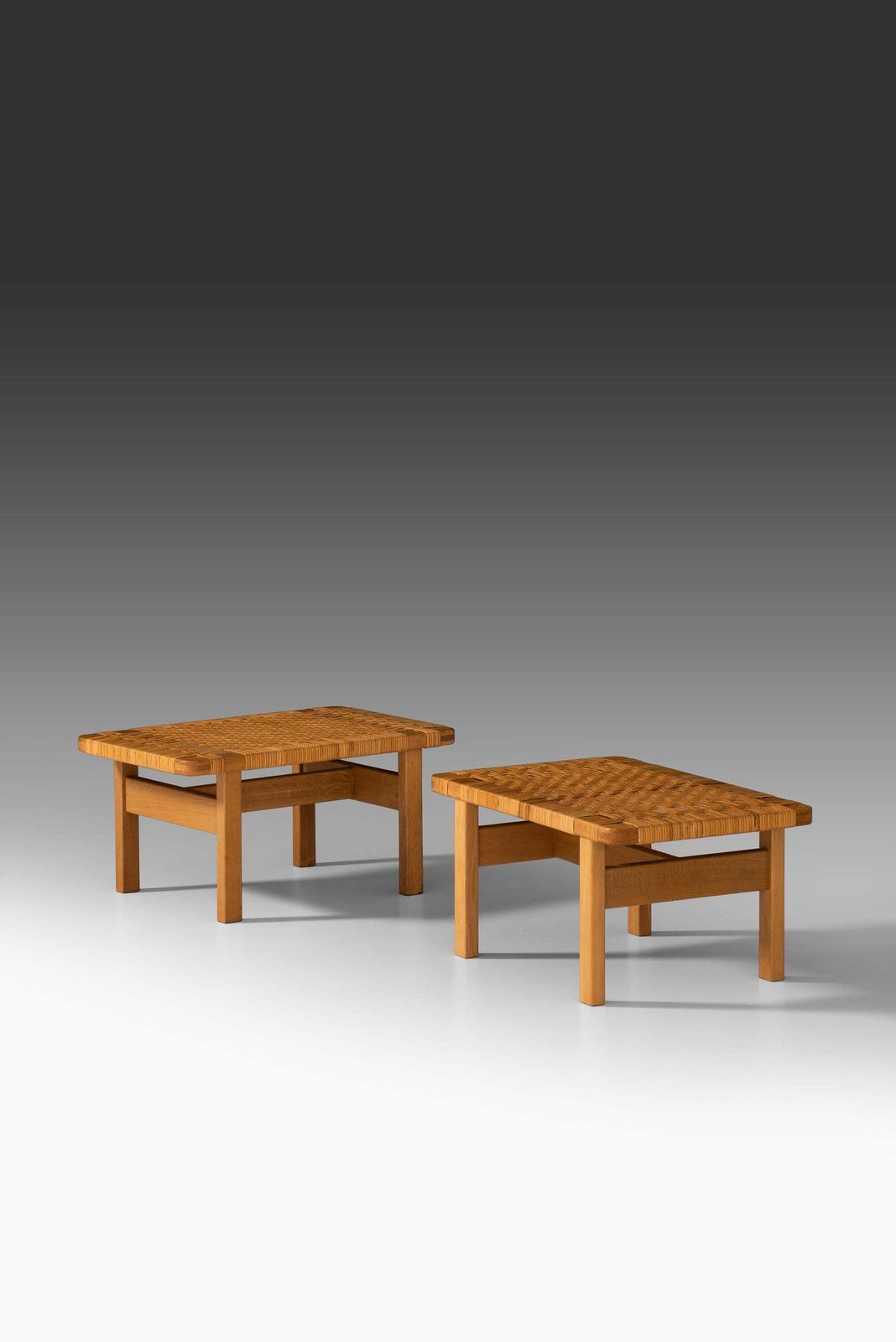 Børge Mogensen Side Tables By Fredericia Stolefabrik In Denmark photo vintage