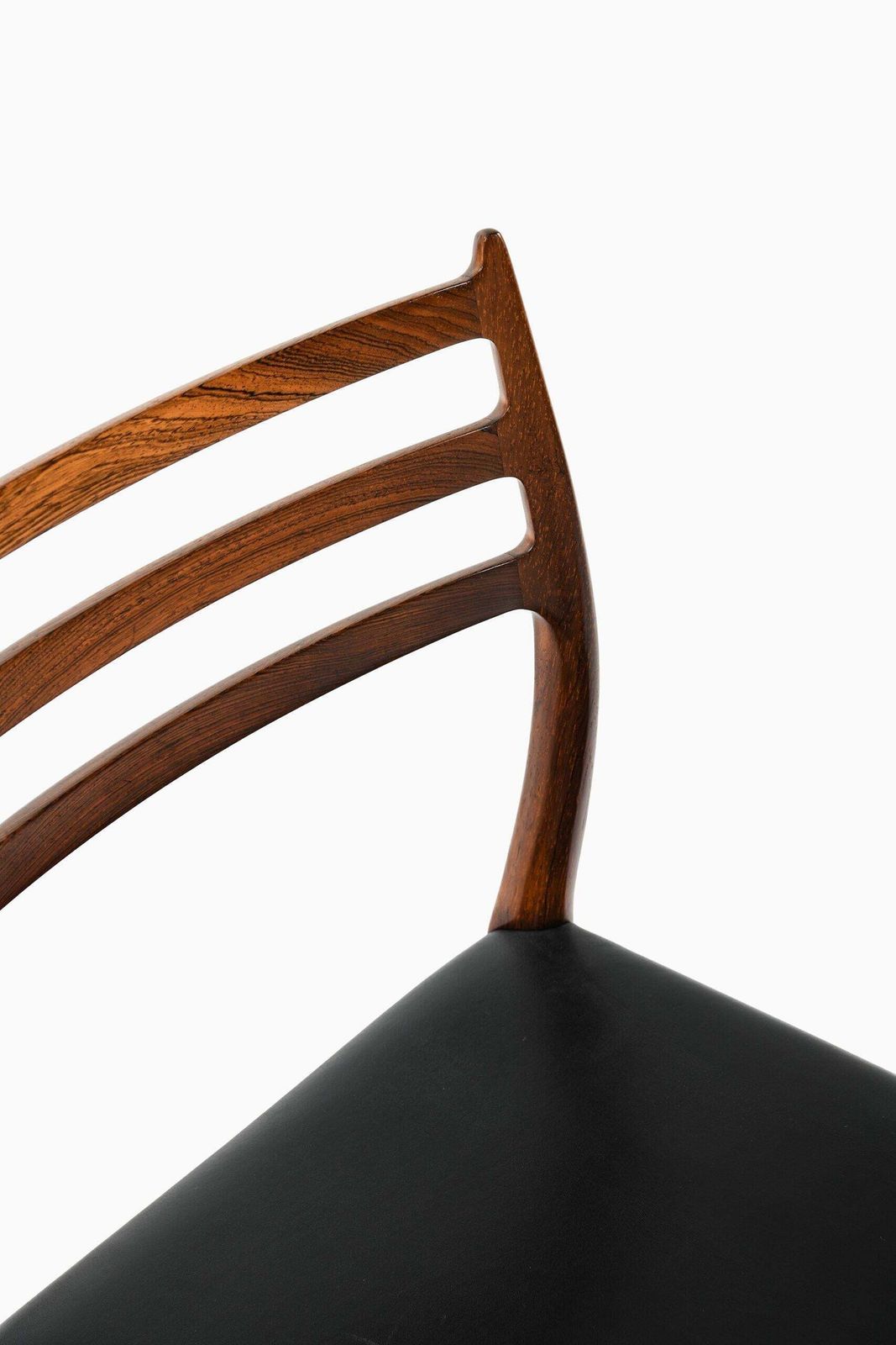 Niels O. Møller Dining Chairs Model 78 Produced By J.L Møllers Møbelfabrik photo Furniture