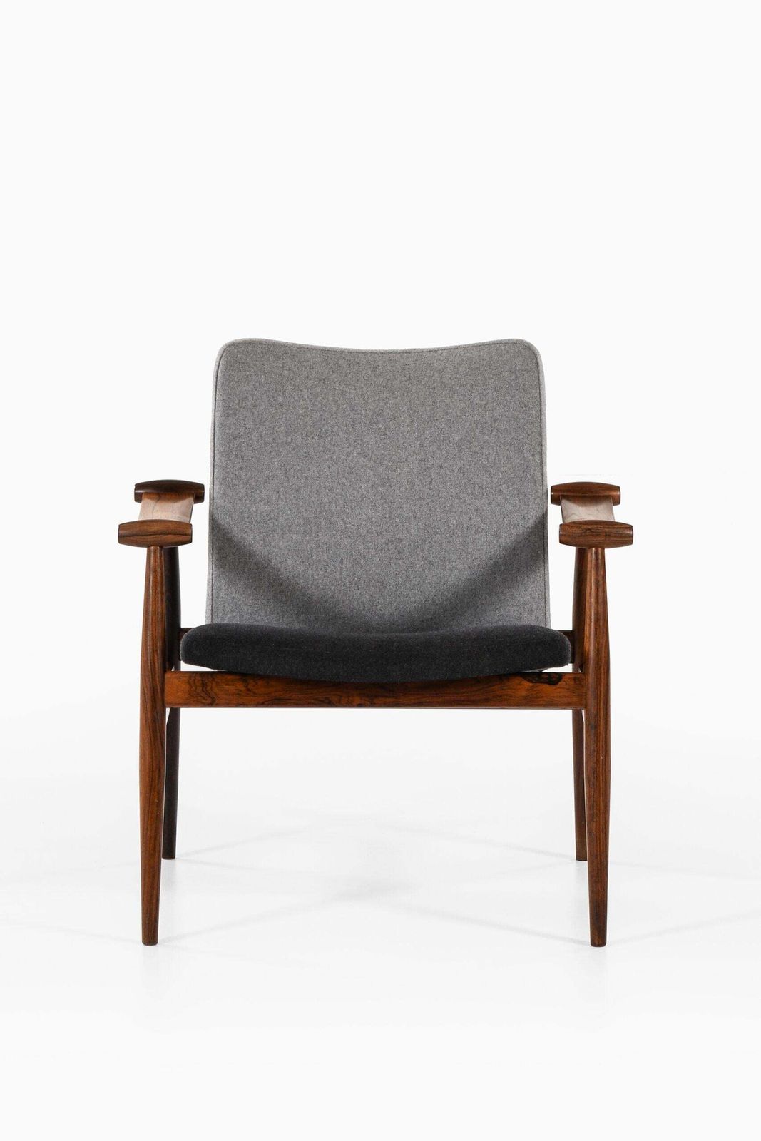 Finn Juhl Easy Chair Model 'Spade' Produced By France & Son photo for sale