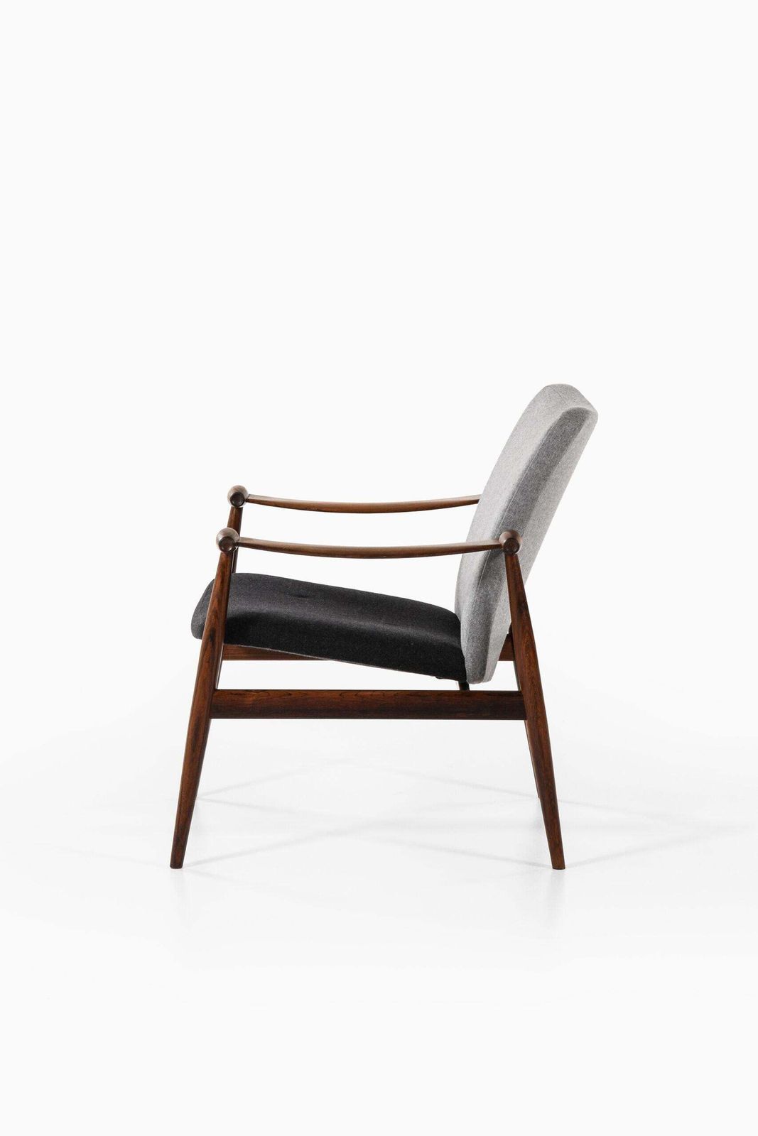 Finn Juhl Easy Chair Model 'Spade' Produced By France & Son photo buy