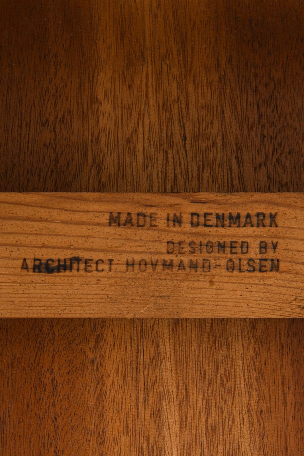 photo furniture Arne Hovmand Olsen Dining Table Produced By Skovmand & Andersen In Denmark