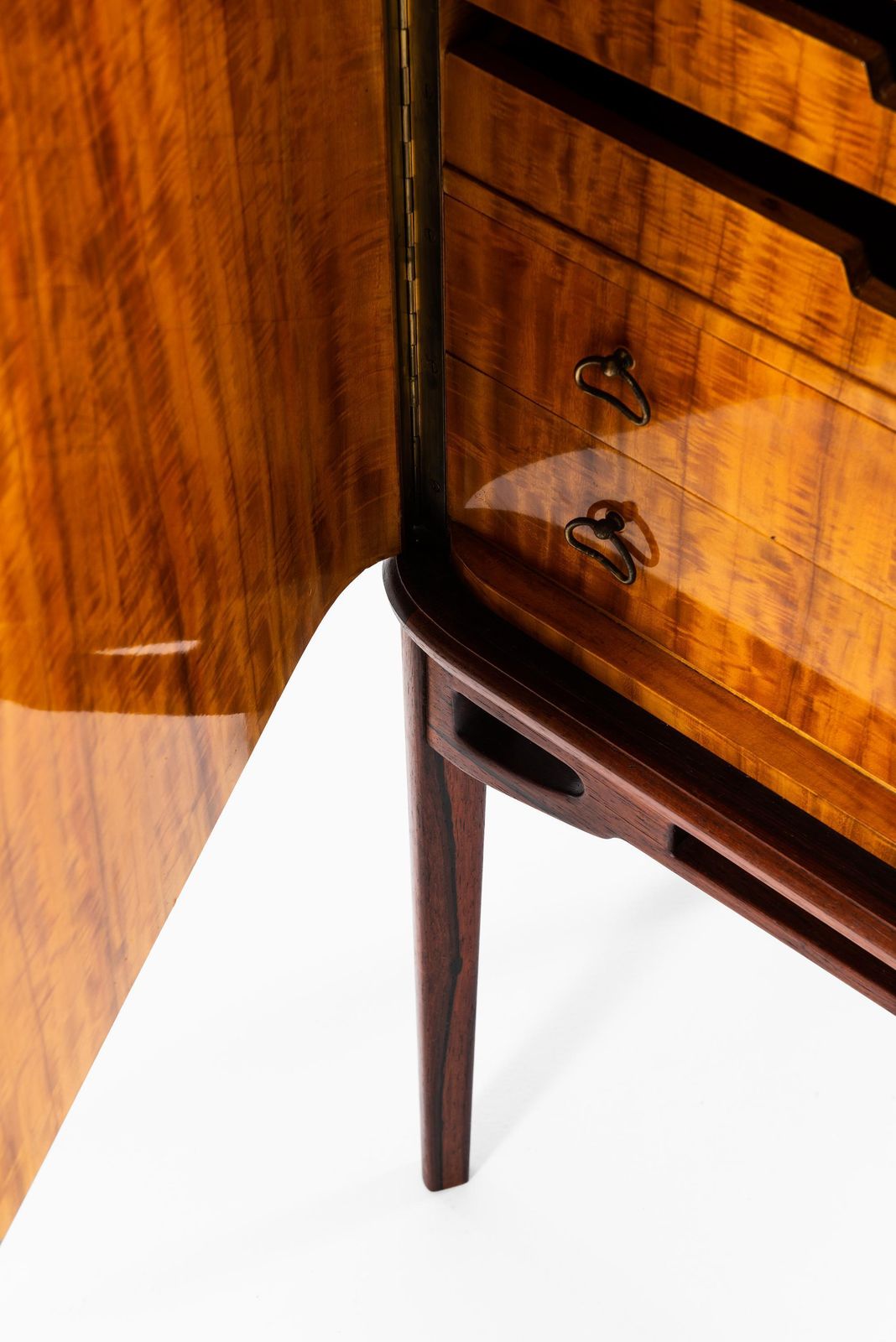 photo vintage Unique Cabinet In Rosewood And Burlwood Produced In Sweden