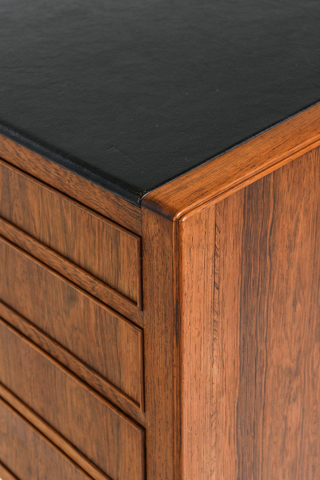 Freestanding Cabinet In Rosewood, Brass And Leather By Frits Henningsen, 1950's photo vintage