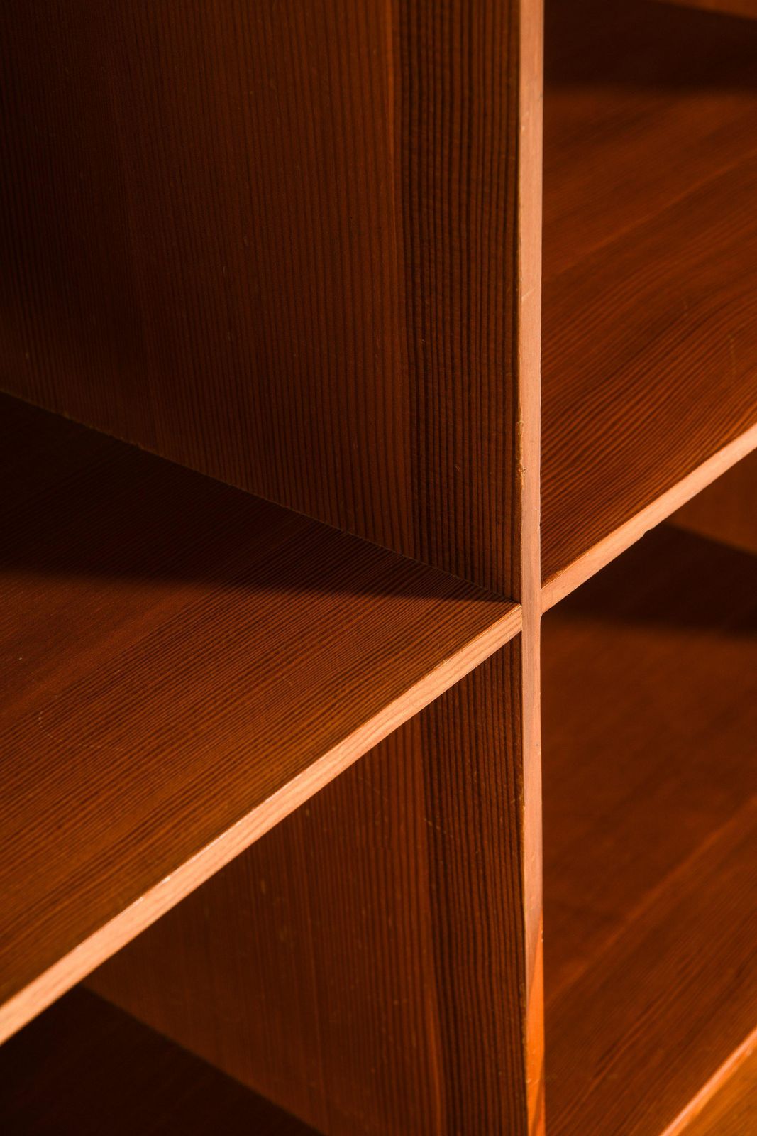 Large Set Of Bookcases In Oregon Pine By Mogens Koch, 1933 photo vinterior