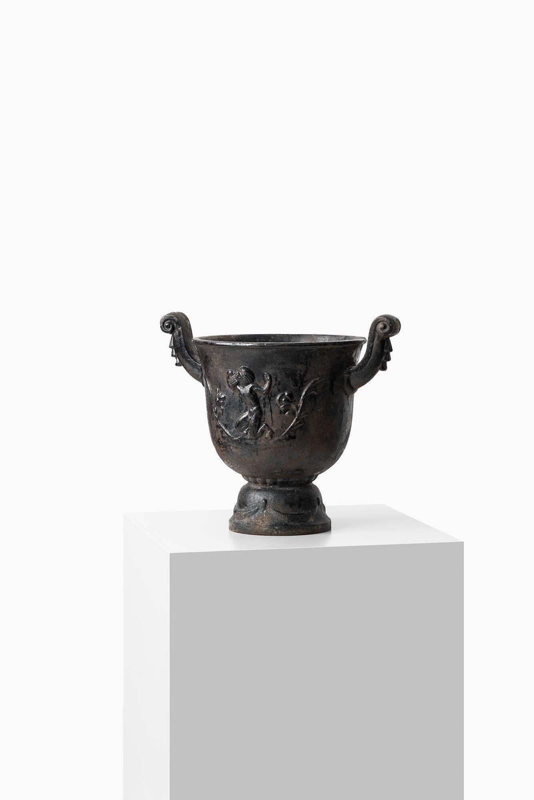 Ivar Johnsson Faun Urn / Planter By Näfveqvarns Bruk In Sweden photo vinterior