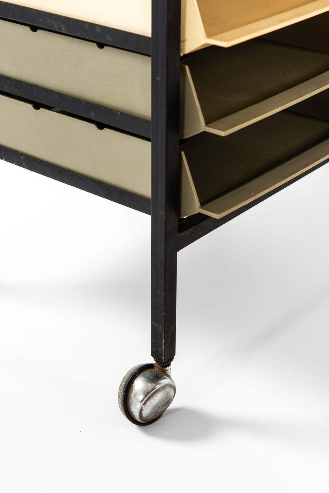 Storage Units Produced By Stil I Stål In Denmark photo buy