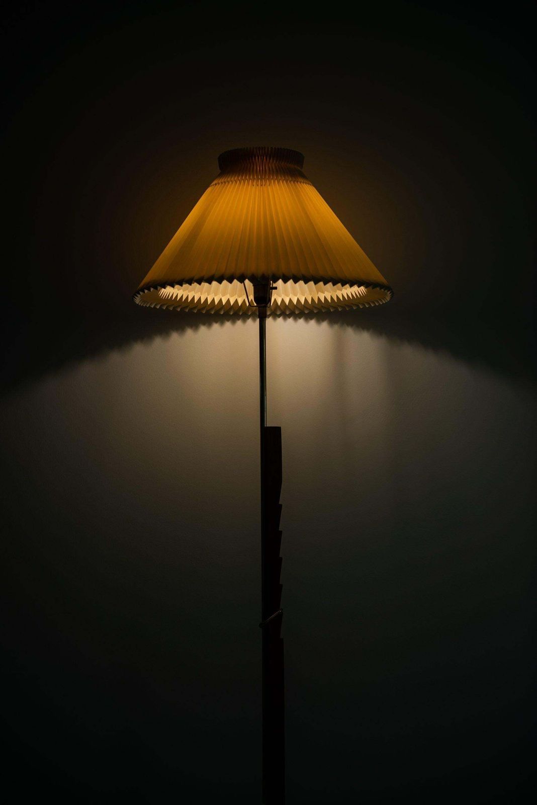 Svend Aage Holm Sørensen Floor Lamp Produced By Holm Sørensen & Co In Denmark photo vintage
