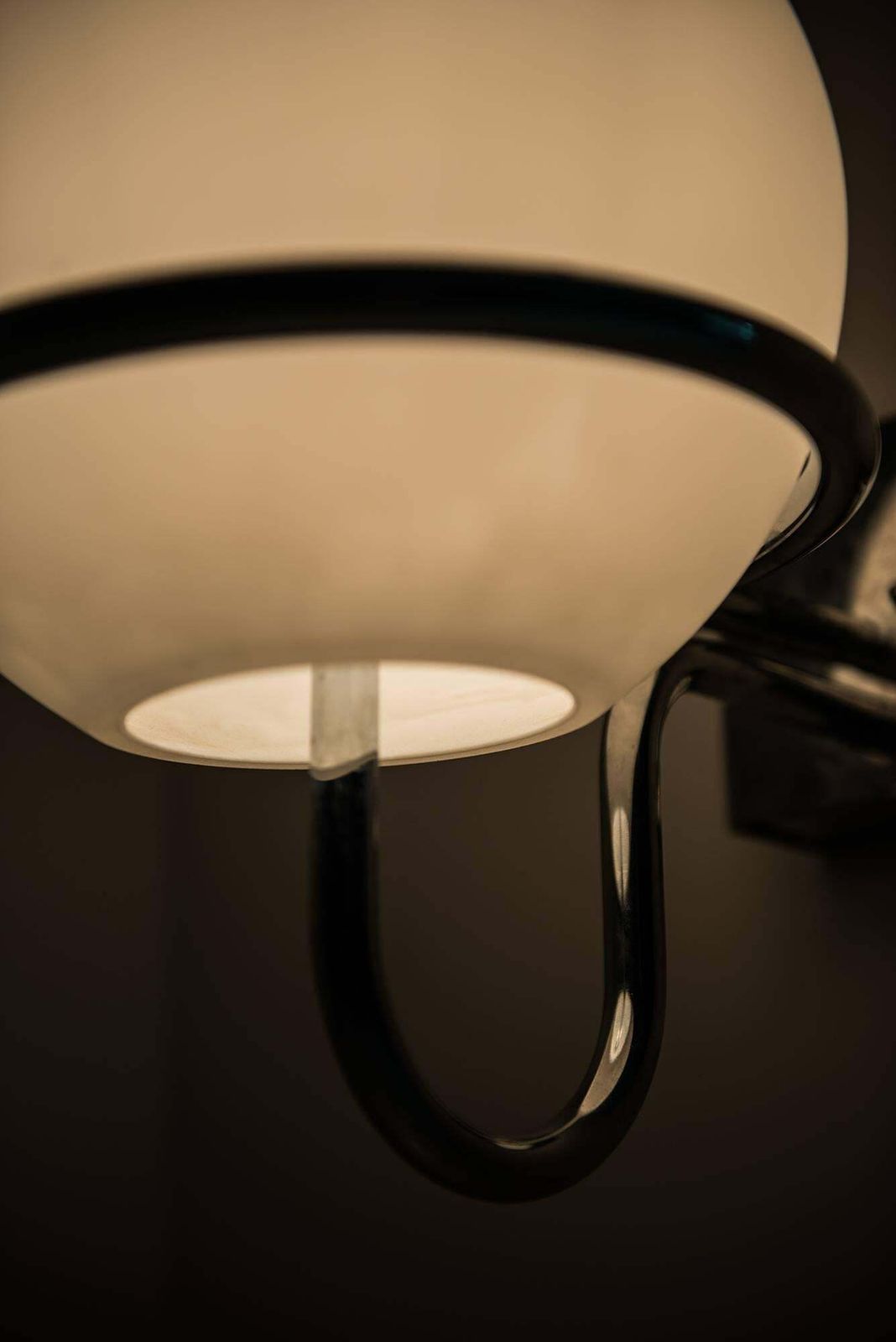 Hans Agne Jakobsson Large Quantity Of Wall Lamps In Chrome And Opal Glass photo vintage