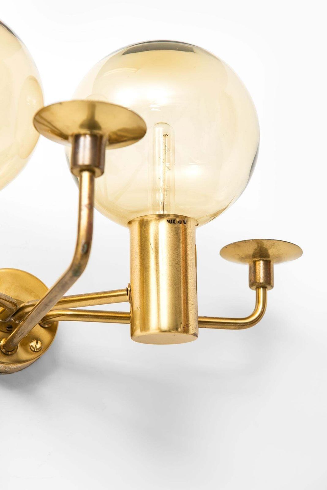 Hans Agne Jakobsson Wall Lamps Model V 149/2 In Brass And Glass photo furniture