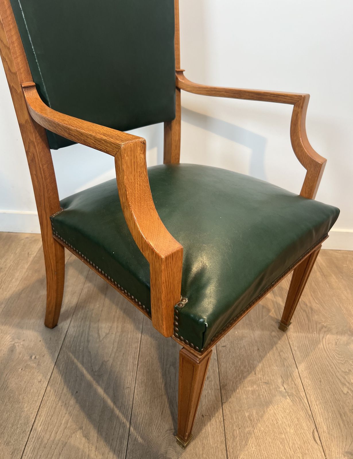 Pair Of Art Deco Oak And Leather Armchairs By De Coene Frères photo vintage