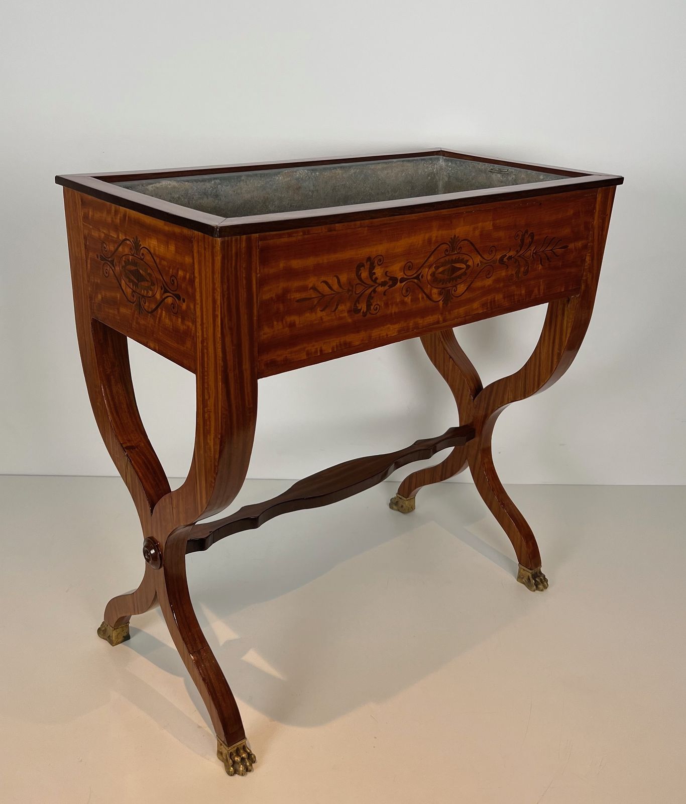 Mahogany Jardinière With Amaranth Inlay And "X" Base And Bronze Claw Feet From The Charles X Period