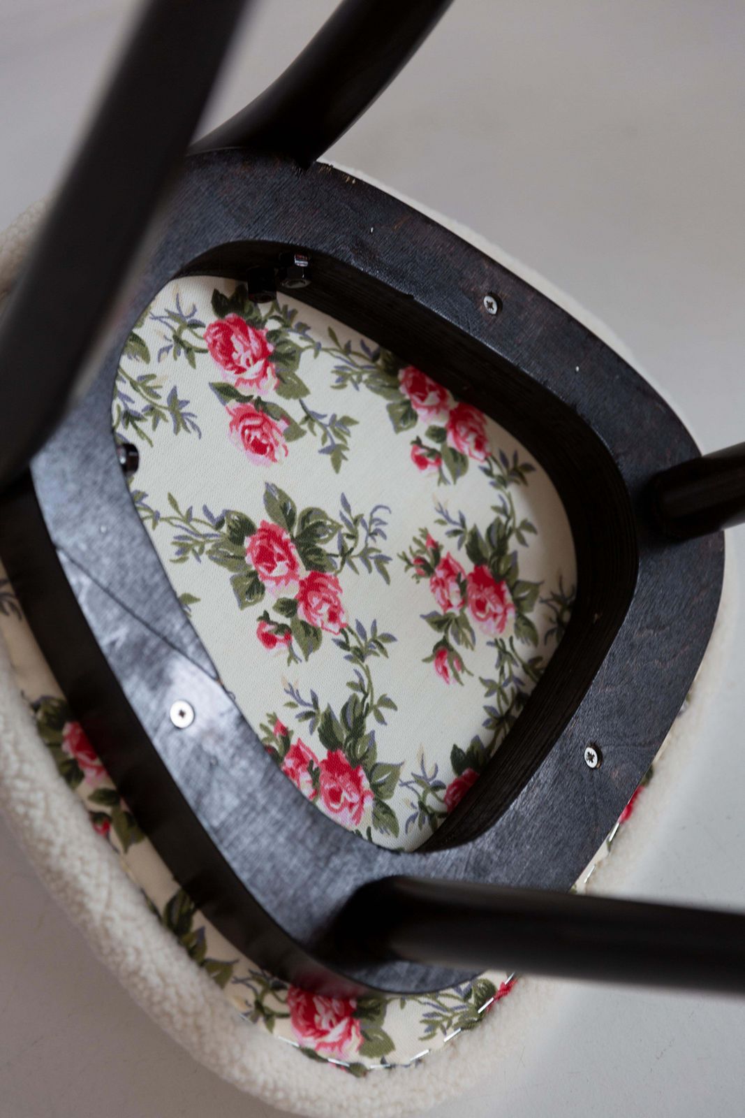photo buy Midcentury Light Bouclé Heart Chair, Europe, 1960s