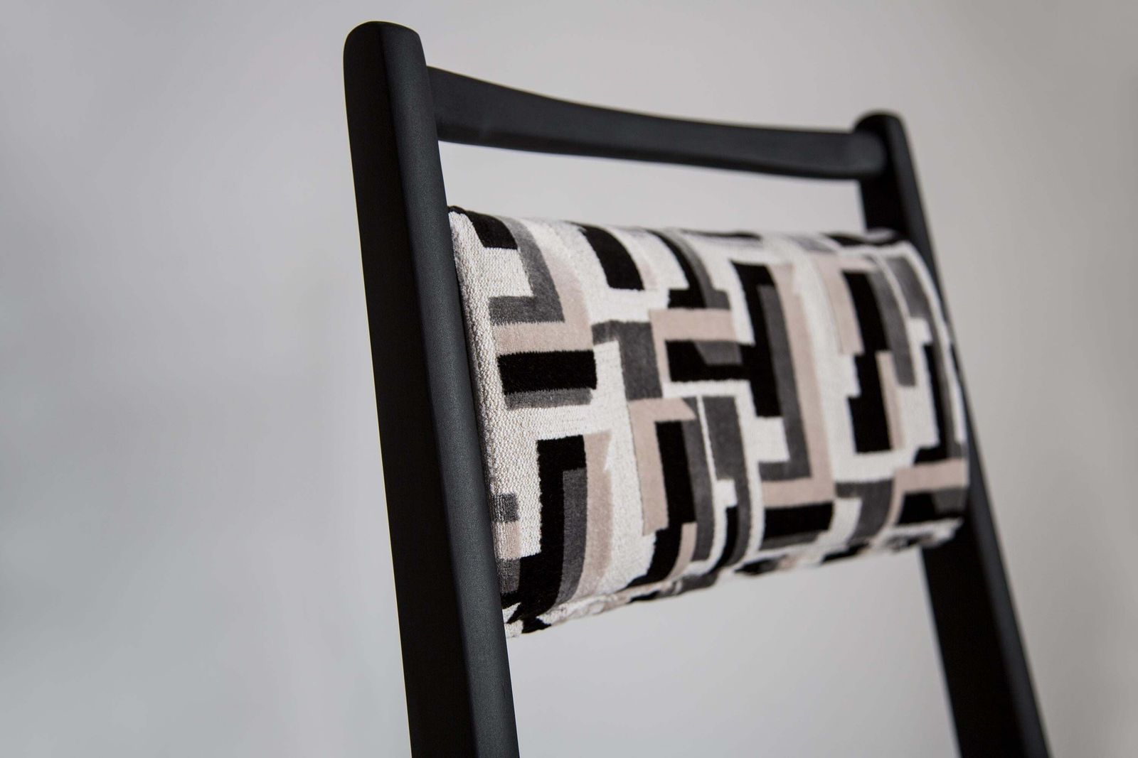 photo vinterior Mid Century Black And White Velvet Jar Chair, Poland, Europe, 1960s.