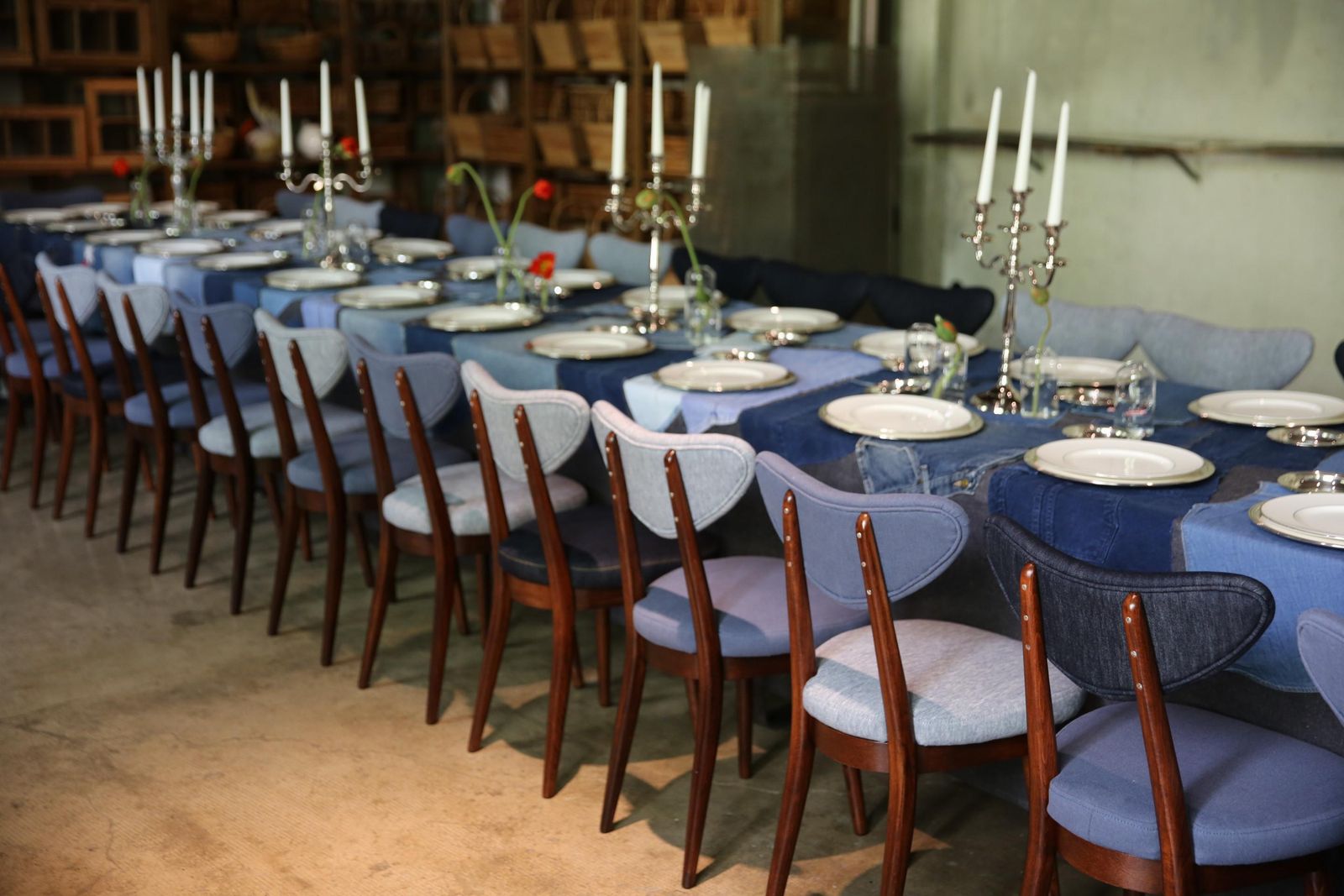 Mid Century Fauteuil Met Hartvormige Zitting, Medium En Donkerblauw Denim, Europa, Ca. Jaren 1960 photo Meubels