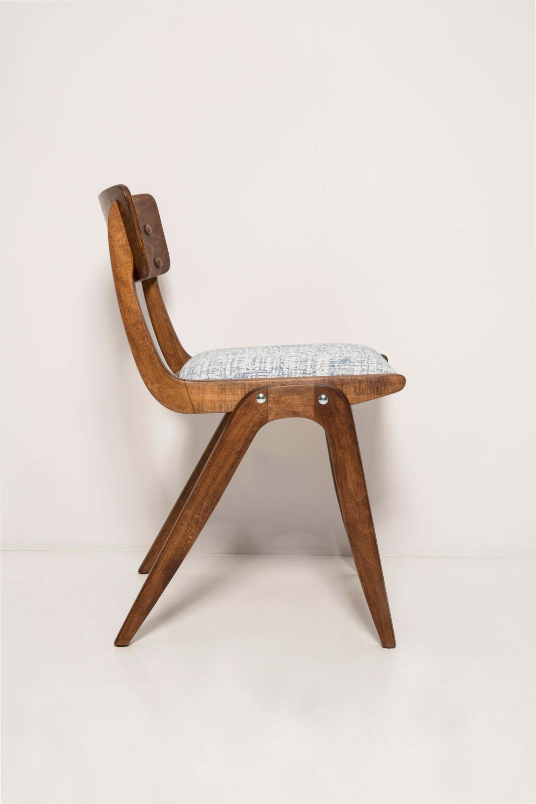 Midcentury White And Blue Linnen Boomerang Chair, Dark Wood, Poland, 1960s photo vinterior