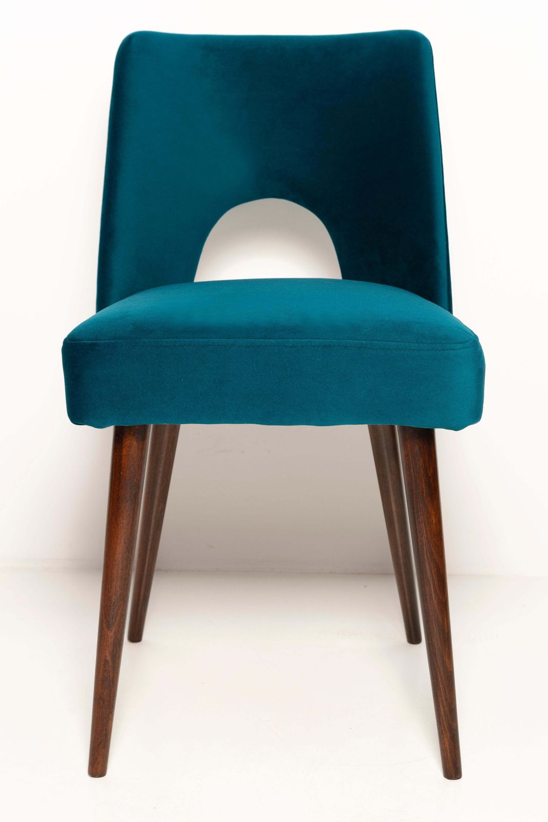 Mid Century Emerald Green Velvet 'Shell' Chair, Europe, 1960s photo vinterior