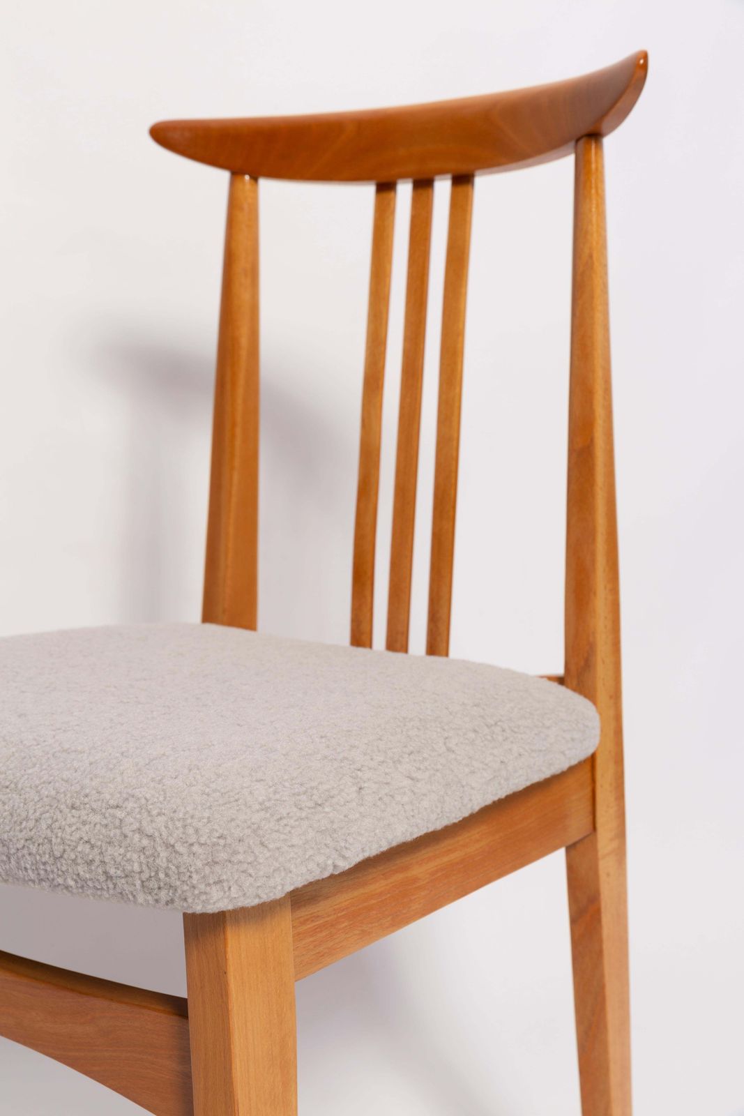 photo furniture Mid Century Linen Boucle Chair, Light Wood, By M. Zielinski, Europe, 1960s