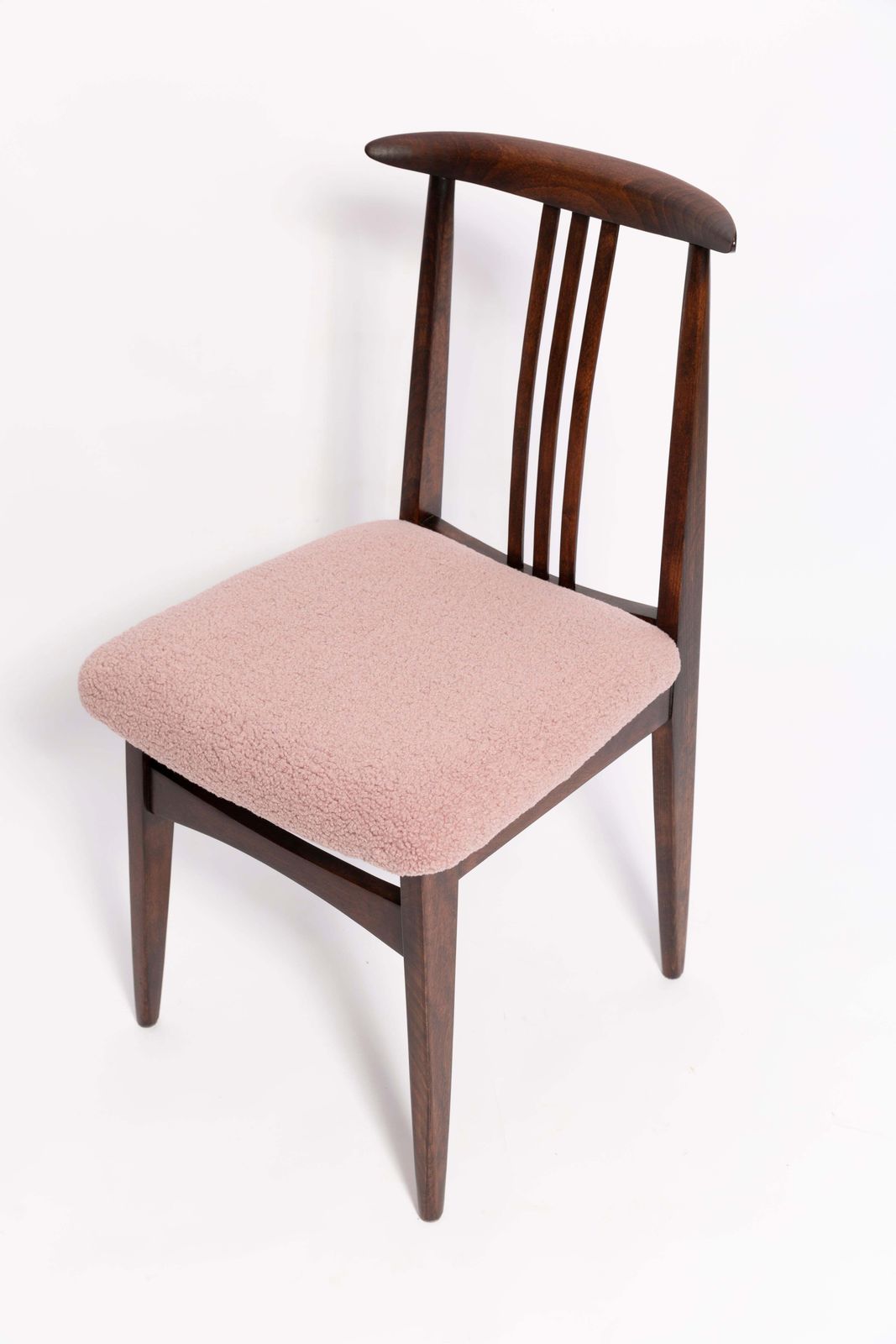 photo for sale Mid Century Roze Boucle Fauteuil, Walnoothout, Door M. Zielinski, Europa, Jaren 1960
