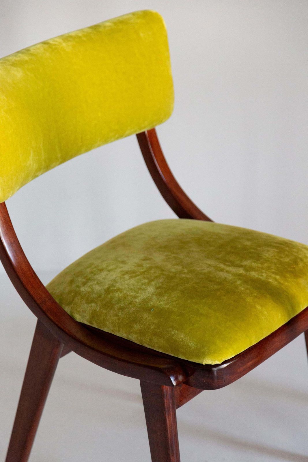 Mid Century Modern Bumerang Chair, Lime Velvet Plushy Fr Dedar, Poland, 1960s photo Furniture