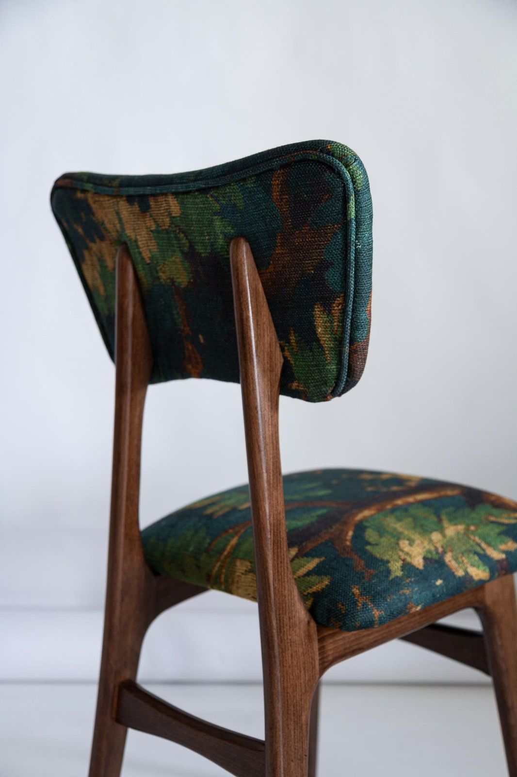 Mid Century Butterfly Chair,  Linen Schwarzwald Dedar, Dark Wood, Europe, 1960s photo Furniture