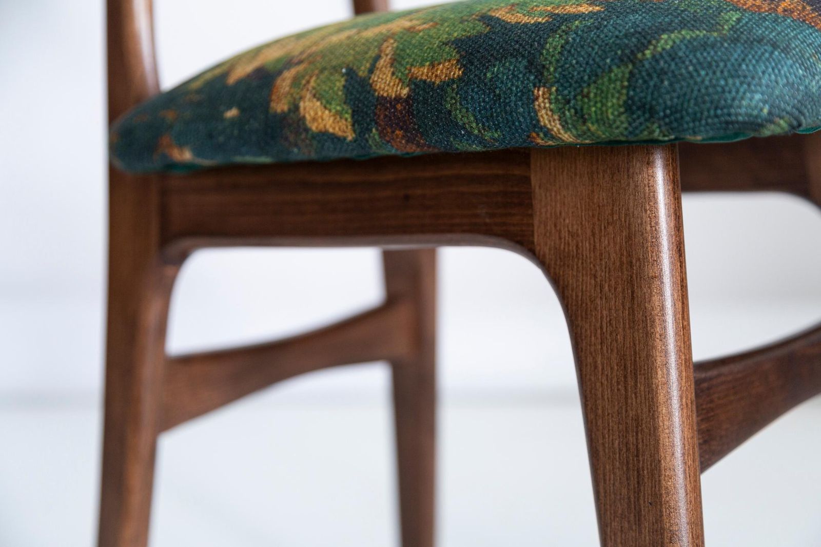 Mid Century Butterfly Chair,  Linen Schwarzwald Dedar, Dark Wood, Europe, 1960s photo buy