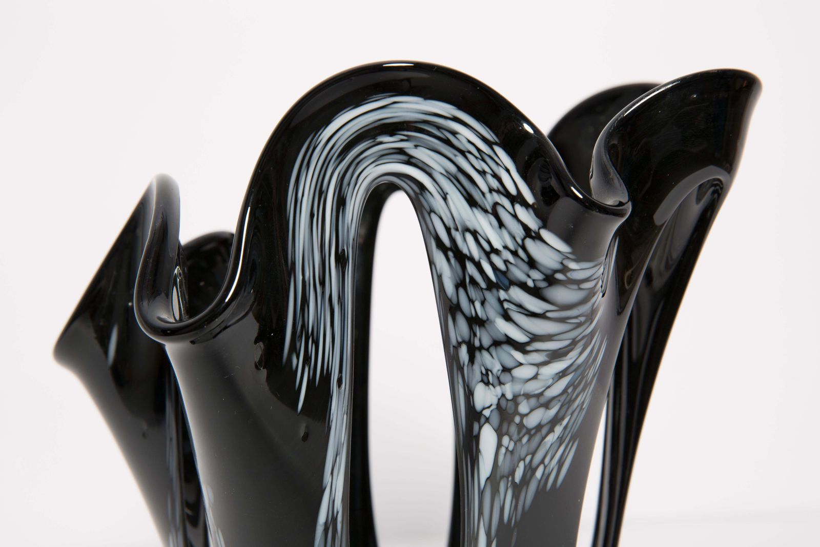 photo vinterior Mid Century Black Vase, Europe, 1960s
