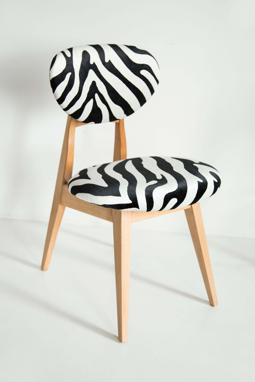 Mid Century Zebra Chair, Type 200/128, By J. Kedziorek, Europe, 1960s photo for sale